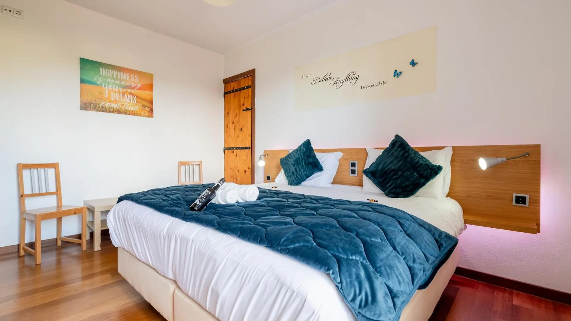 Casa Os Manos Guest House Santana  Country house